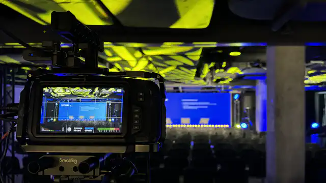 EFPA - Konferencja hybrydowa - The Tides - Nagłośnienie, oświetlenie, multimedia, transmisja online