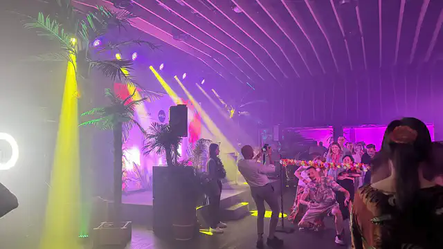 Event firmowy Nivea - Hotel Radisson w Ostródzie - nagłośnienie, oświetlenie - klient: KDK Events
