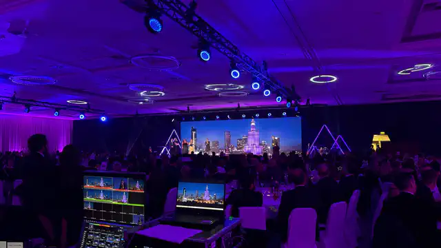 Konferencja i Gala Smith & Nephew - Hotel Hilton w Warszawie - nagłośnienie, oświetlenie, multimedia, scena, scenografia