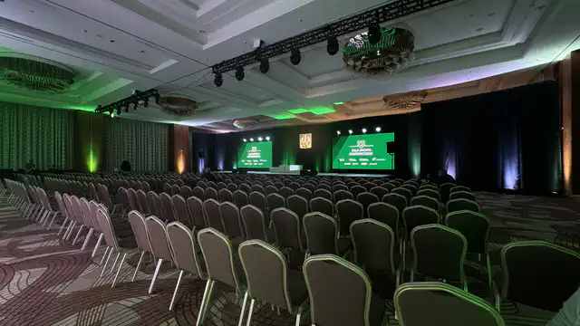 Gala wręczenia nagród AZS - Hotel DoubleTree by Hilton w Warszawie - nagłośnienie, oświetlenie, multimedia, DJ - klient: KDK Events