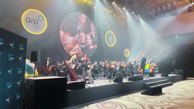 Gala Jubileuszowa Agencji Rozwoju Przemysłu - Hala Widowiskowo - Sportowa Mielec - nagłośnienie, oświetlenie, multimedia - klient: KDK Events