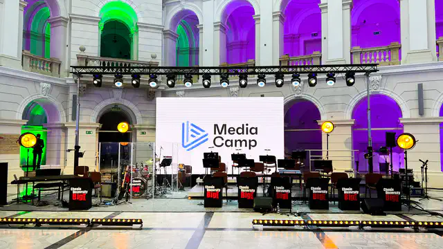 UMFC - Gala wieczorna - aula Politechniki Warszawskiej - nagłosnienie, oświetlenie, multimedia
