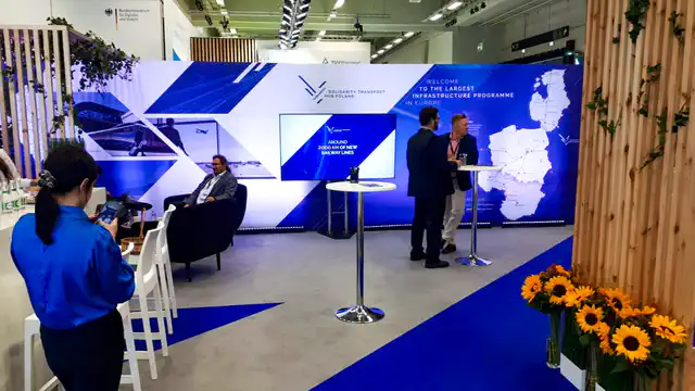 Stoisko targowe CPK - Messe Berlin w Berlinie - oświetlenie, multimedia - klient: KDK Events