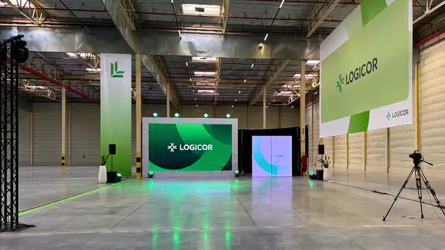 Otwarcie hali Logicor - Hala Piaseczno - nagłośnienie, oświetlenie, multimedia, scenografia