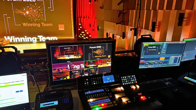 Forum Orange - Muzeum Historii Polski w Warszawie - nagłośnienie, oświetlenie, multimedia, transmisja online - klient: KDK Events